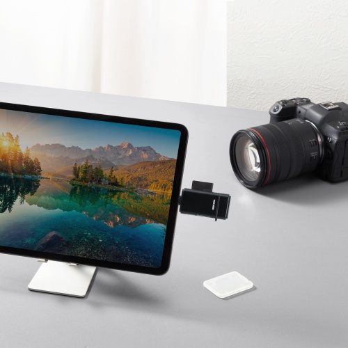 Type-C�|�[�g�𓋍ڂ����^�u���b�g��X�}�[�g�t�H���ł����p�ł���