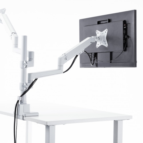 �P�[�u���z���_�[�t��