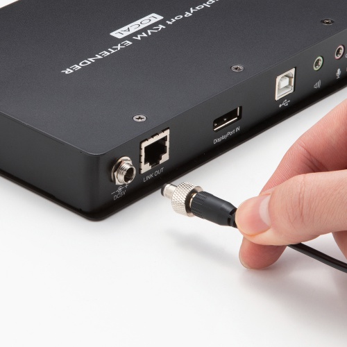 �O��ɂ����X�N�����[�Œ莮���̗p