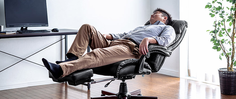 社長椅子の選び方とおすすめ5選 | 疲れにくいタイプや高級感のある商品