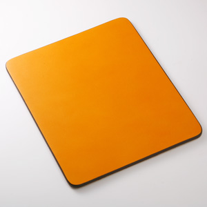 【クリックでお店のこの商品のページへ】Lingottoレザーマウスパッド(オレンジ) 200-MPD004D