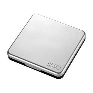 【クリックで詳細表示】【わけあり在庫処分】 LUSSO SDカードケース (SDカード 2枚、microSD 8枚・マットメッキシルバー) FC-MMC13MSV